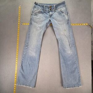 VTG Levis Engineered Jeans Womens Blue Light Wash Mid Rise Twisted Fits 28x33